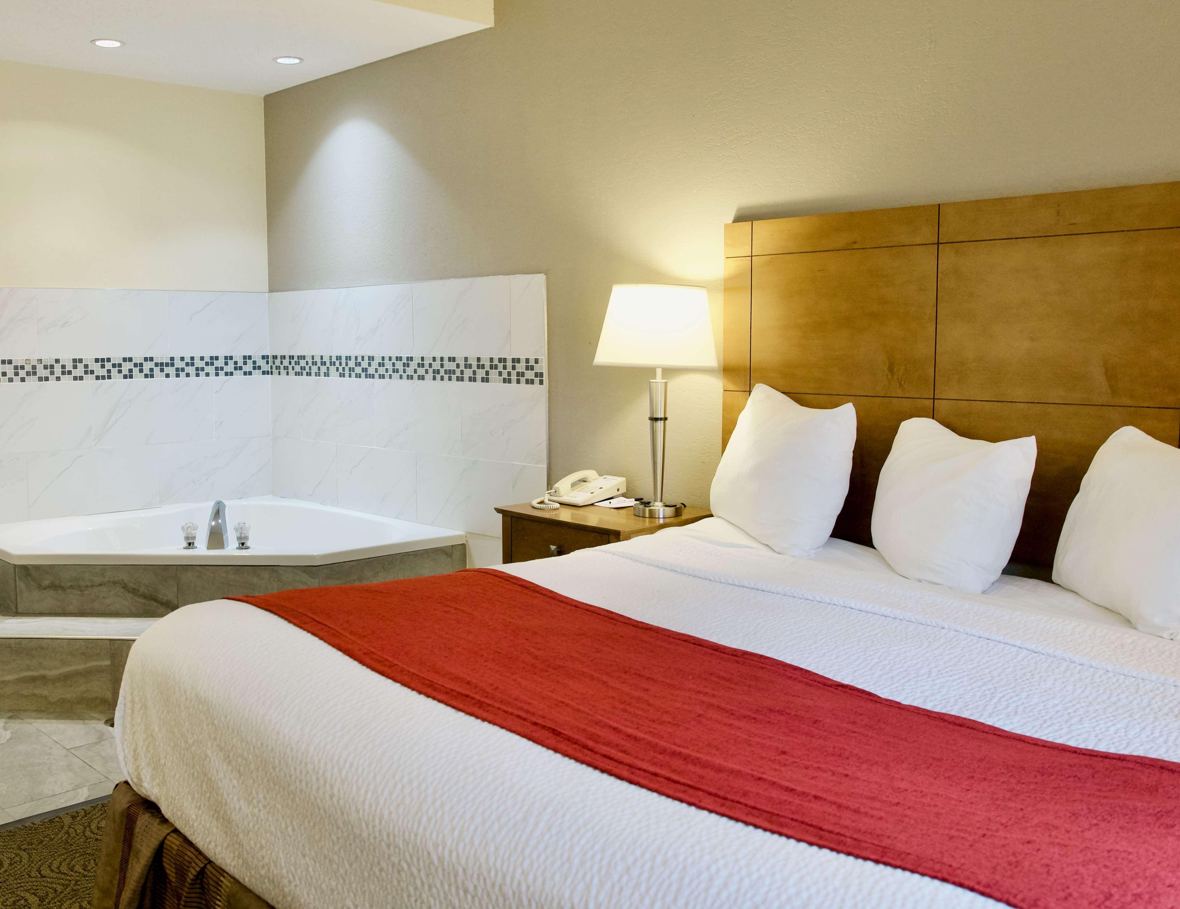 קוקוויל Best Western Thunderbird Motel מראה חיצוני תמונה